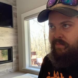 Meet your Posher, Justin